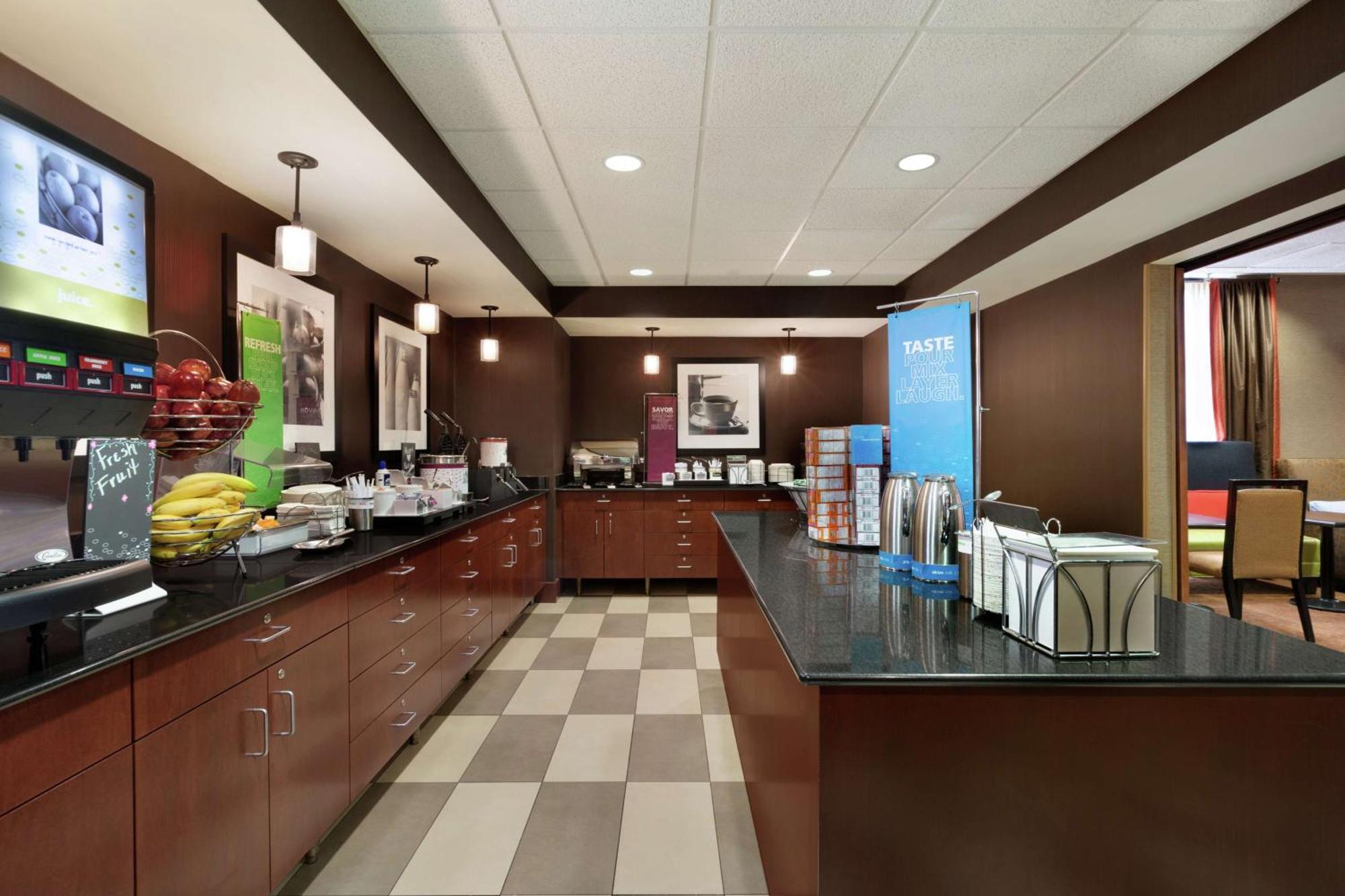 Hampton Inn Wichita Falls-Sikes Senter Mall Exterior photo