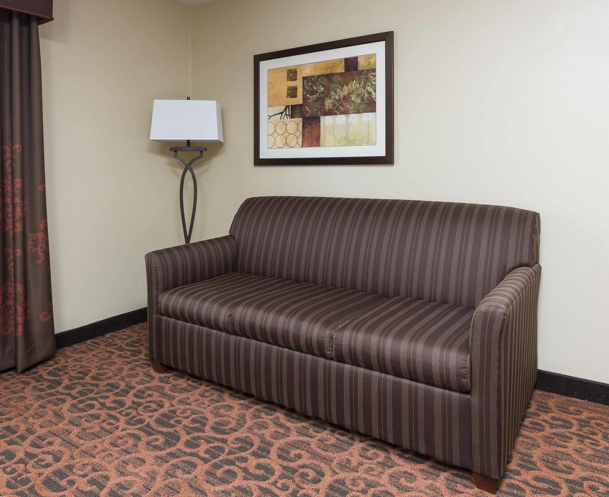 Hampton Inn Wichita Falls-Sikes Senter Mall Exterior photo
